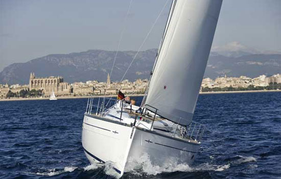 Bavaria 38