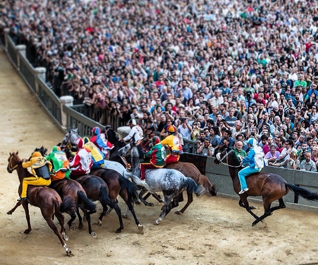 What is Palio di Siena? Events in Tuscany