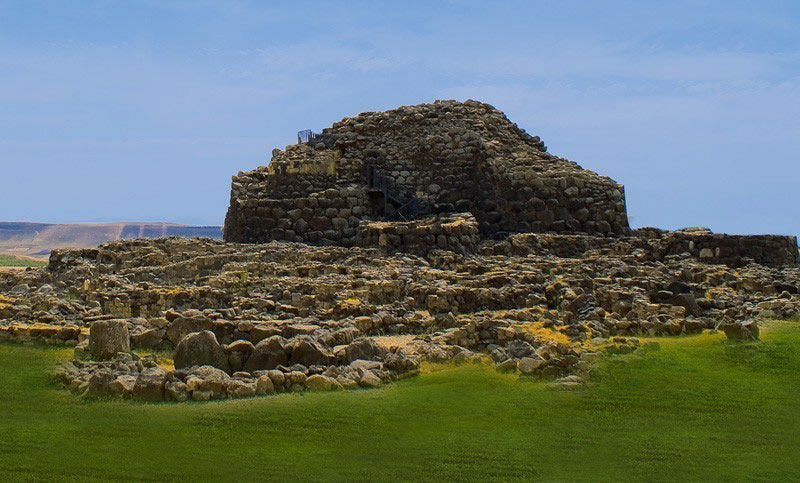 Su Nuraxi –Die Nuraghe vonBarumini, die wichtigste Nuraghenanlage Sardiniens