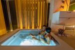 Costa Verde Acqua Park and SPA Hotel