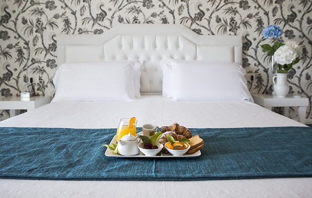 Bianco Riccio Suite Hotel