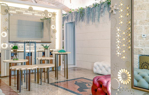 Vico Bianco Raro Rooms