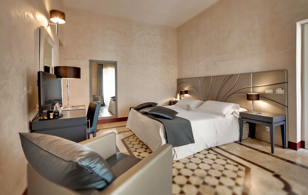 De Stefano Palace – Luxury Hotel