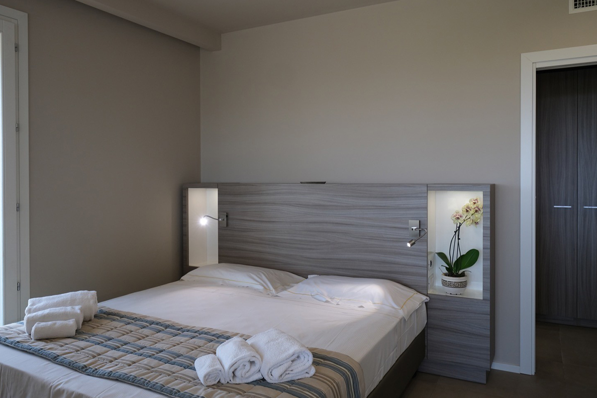 AlMar Apartments