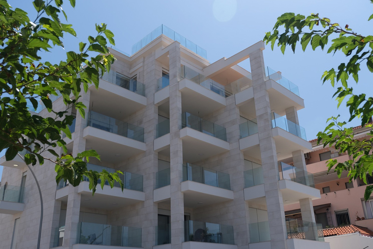 AlMar Apartments