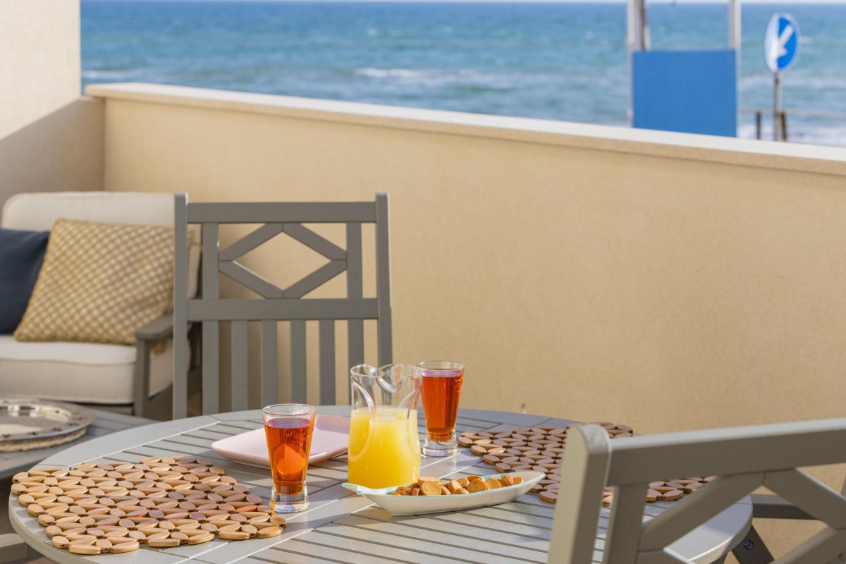 House on the Beach Piano Terra