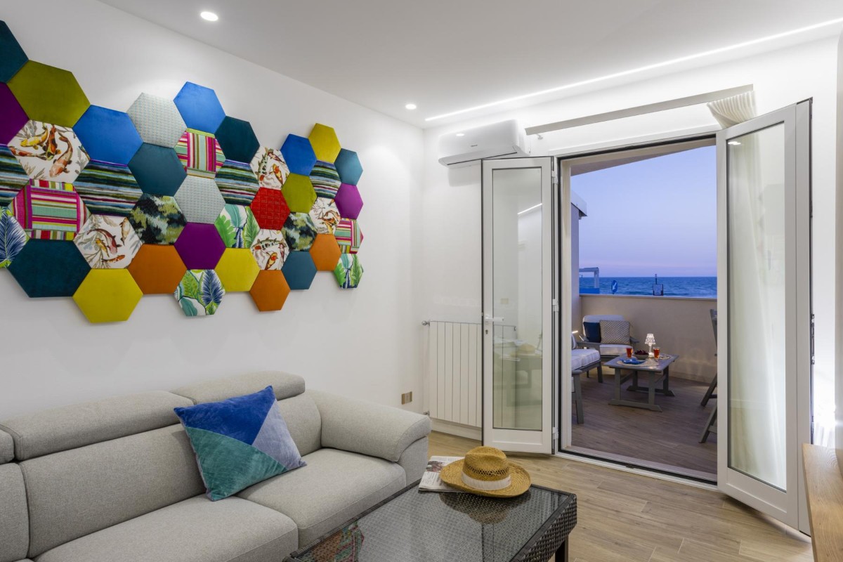 House on the Beach Piano Terra