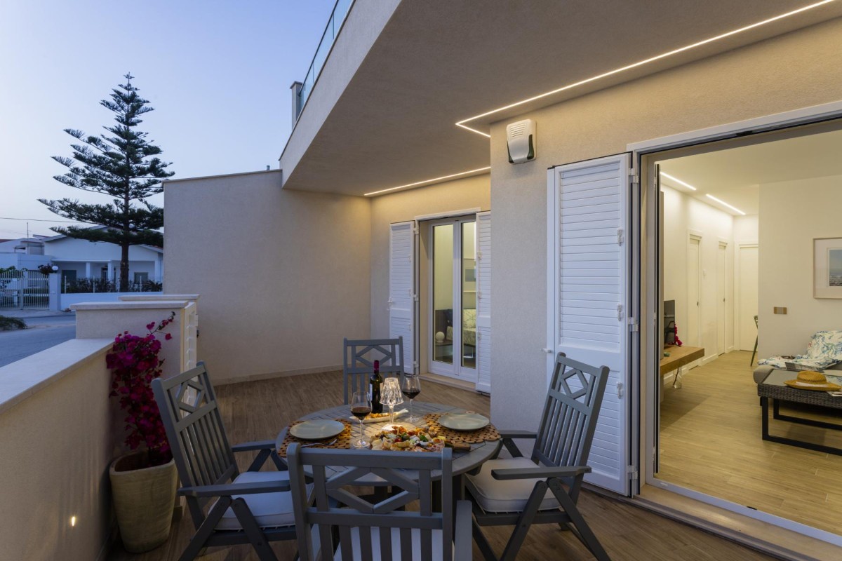 House on the Beach Piano Terra