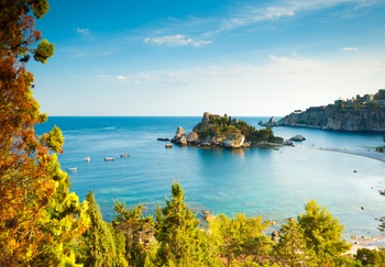 Luxury Hotels and Villas in Taormina