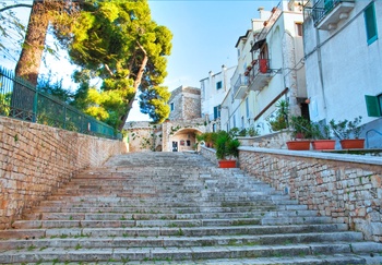 Conversano