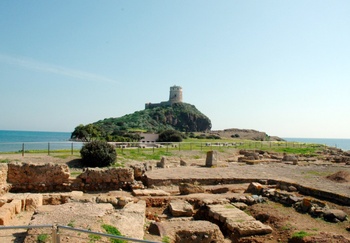 Pula: Relax e Tradizione sulla Costa Meridionale della Sardegna