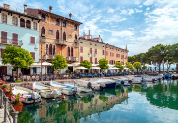 Desenzano del Garda: eleganza e vivacità sulla riva meridionale del Lago di Garda