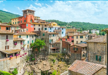 Hotel di lusso a Loro Ciufenna