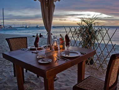 Cafe, Restaurants and Lounge Bar in Sardinia: best places to eat and ...